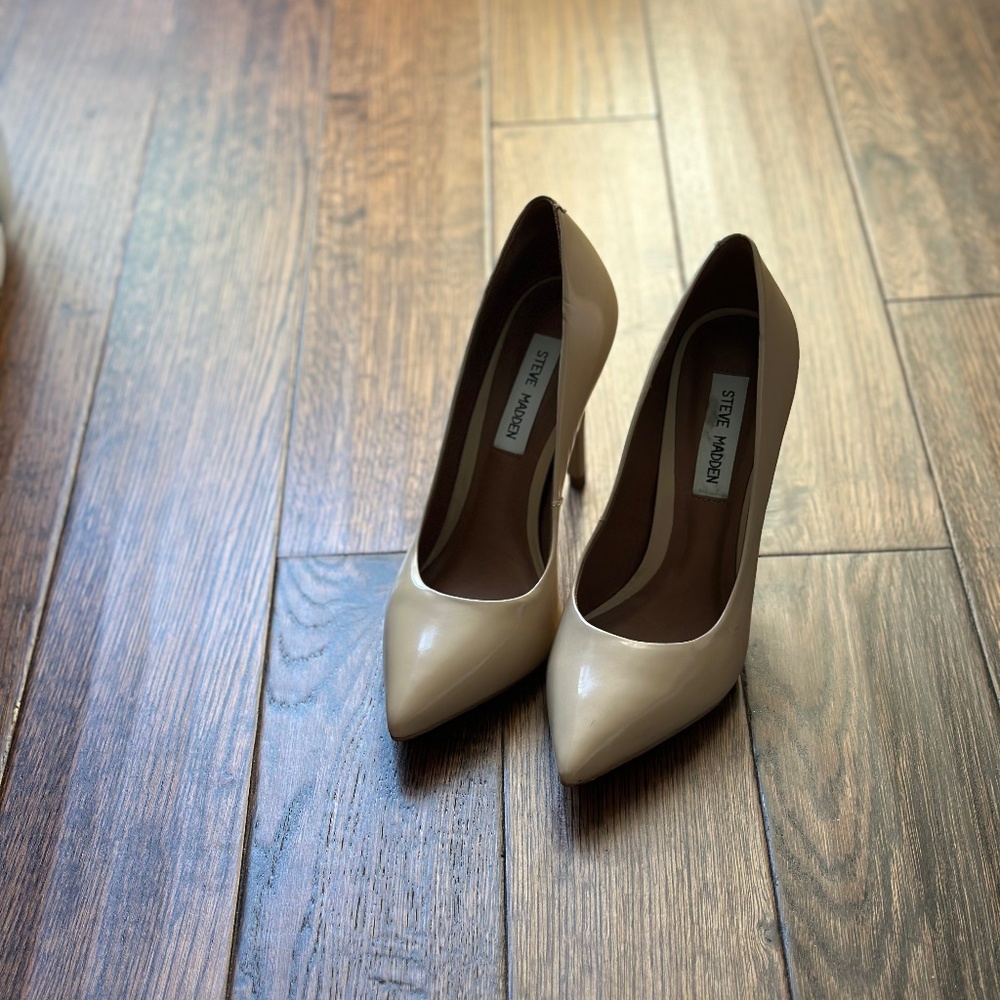 Steve Madden High Heeled Pumps - Nude/Beige Size 6.5